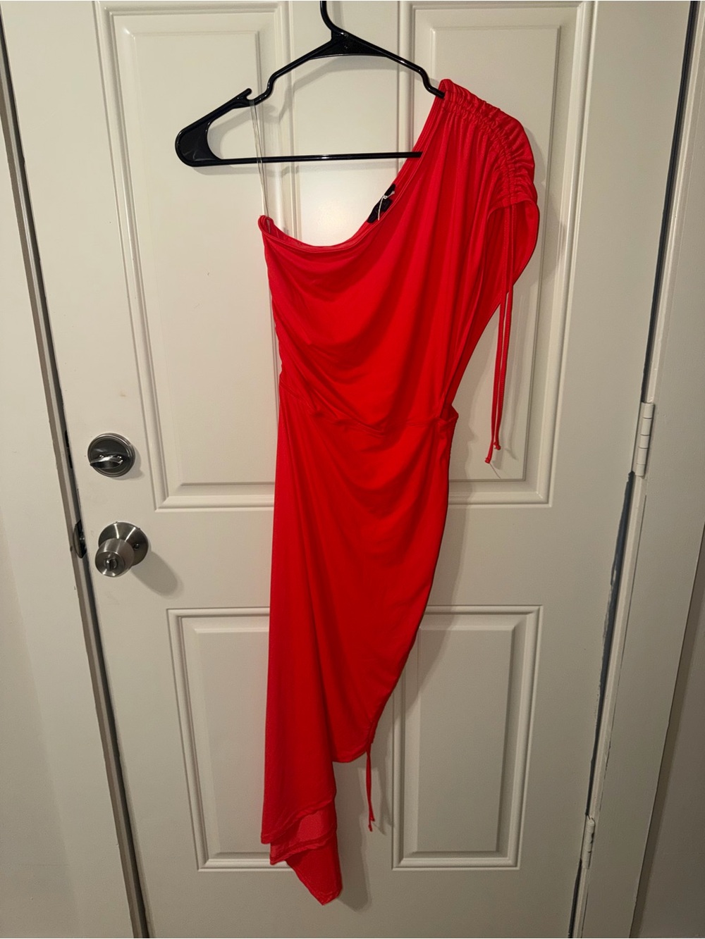 CALE Vibrant Red One-Shoulder Asymmetrical Dress